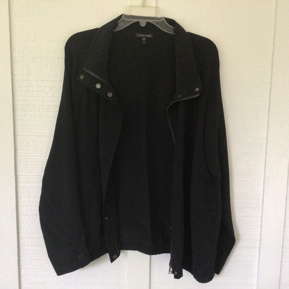 Women’s Eileen Fisher silk bomber jacket large zipper snaps very good condition